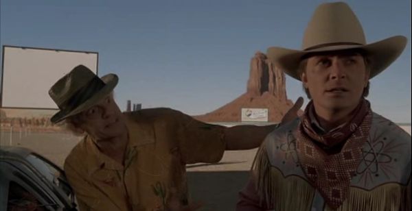 Retour vers le futur 3: Doc Emmett Brown (Christopher Lloyd) et Marty McFly (Michael J. Fox)