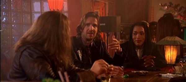 Strange days: Max Peltier (Tom Sizemore), Lornette 'Mace' Mason (Angela Bassett) et Lenny Nero (Ralph Fiennes)