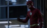 Flash 9x12 ● Un nouveau monde, partie 3 : Fausse réalité