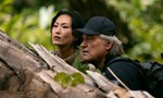 Monarch : l'héritage des monstres 2x09 ● Au bout du monde Monarch : l'héritage des monstres 2x09 ● Au bout du monde
