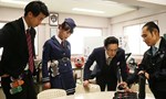 Kamen Rider 25x34 ● Who Killed Tomari Eisuke? Kamen Rider 25x34 ● Who Killed Tomari Eisuke?