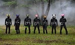 Kamen Rider 33x02 ● Encounter 1: Treasure Hunt and Theft Kamen Rider 33x02 ● Encounter 1: Treasure Hunt and Theft