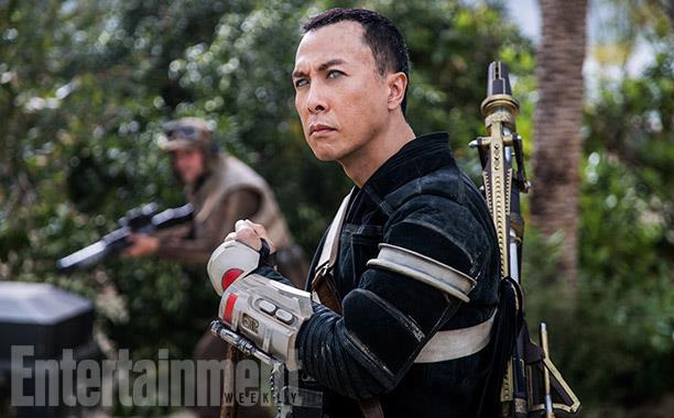 Chirrut Imwe en pleine réflexion sur son commando