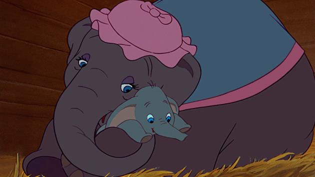 Dumbo et sa mère