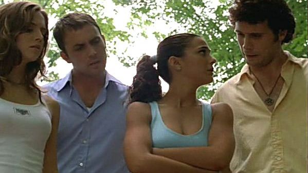 Detour mortel: Jessie Burlingame (Eliza Dushku), Chris Flynn (Desmond Harrington), Carly (Emmanuelle Chriqui) et Scott (Jeremy Sisto)