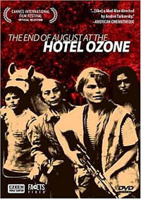 Fin d'août à l'hôtel Ozone [1967]