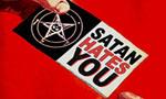 Debbie Rochon et Michael Berryman dans Satan Hates You