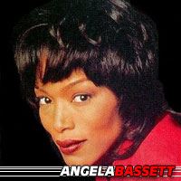 Angela Bassett  Actrice, Doubleuse (voix)