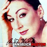 Anjelica Huston  Actrice, Doubleuse (voix)