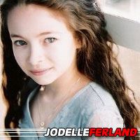 Jodelle Ferland  Actrice, Doubleuse (voix)