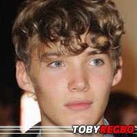 Toby Regbo  Acteur