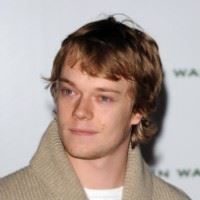 Alfie Allen  Acteur