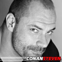 Conan Stevens  Acteur