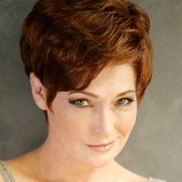 Carol Hennesy  Actrice