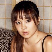 Yumi Yoshiyuki  Actrice