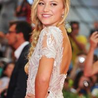 Maika Monroe  Actrice