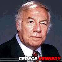 George Kennedy  Acteur, Doubleur (voix)