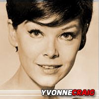 Yvonne Craig  Actrice