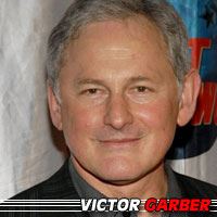 Victor Garber  Acteur, Doubleur (voix)