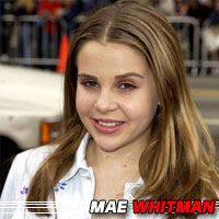 Mae Whitman  Actrice, Doubleuse (voix)